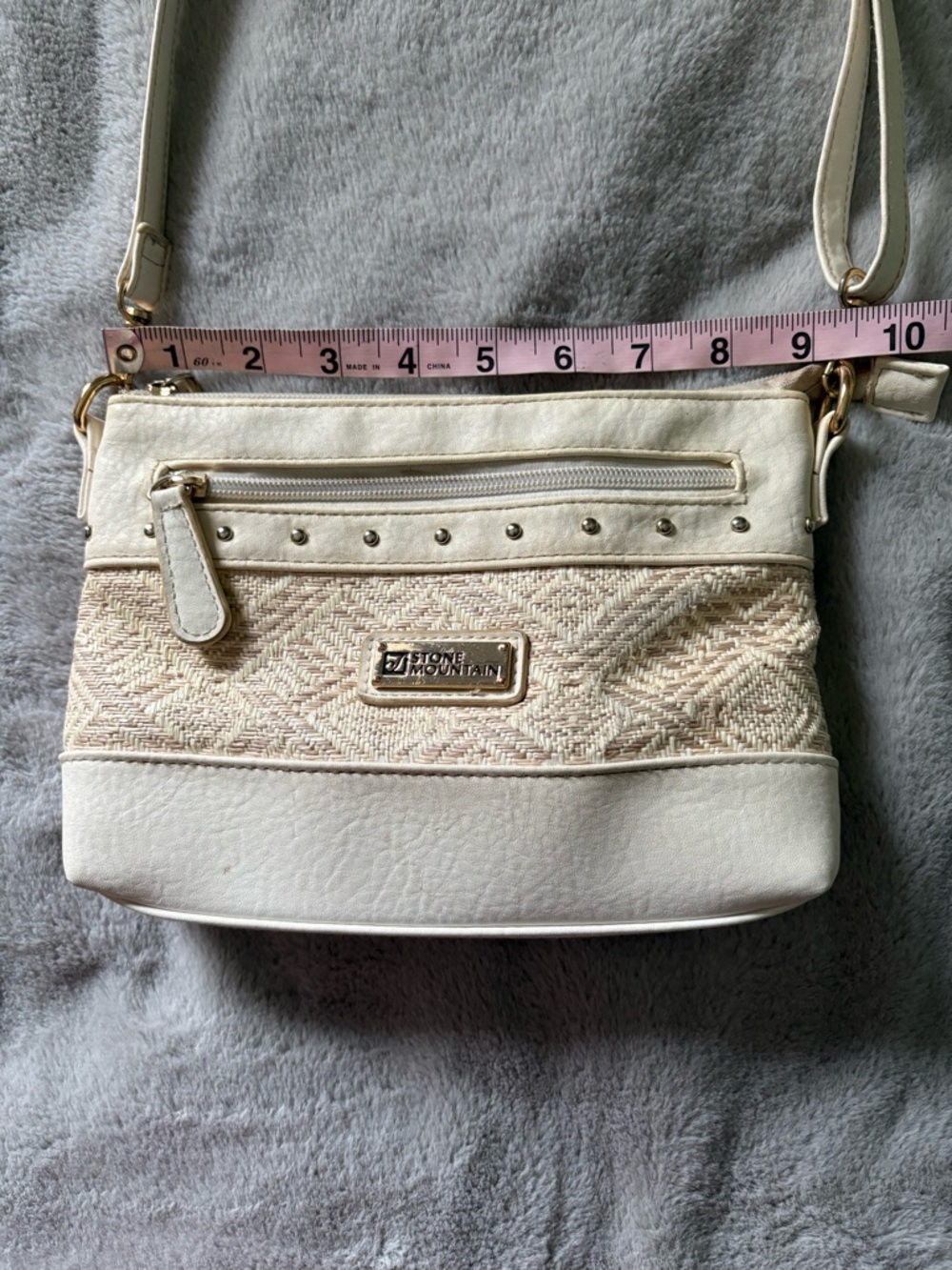 Stone Mountain Accessories Cream and Beige Crossbody Bag - Picture 2 of 4